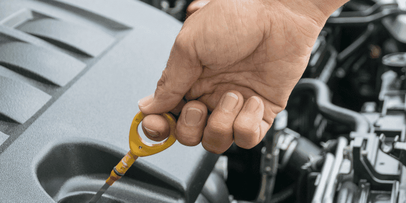 How Many Quarts of Oil in a Car