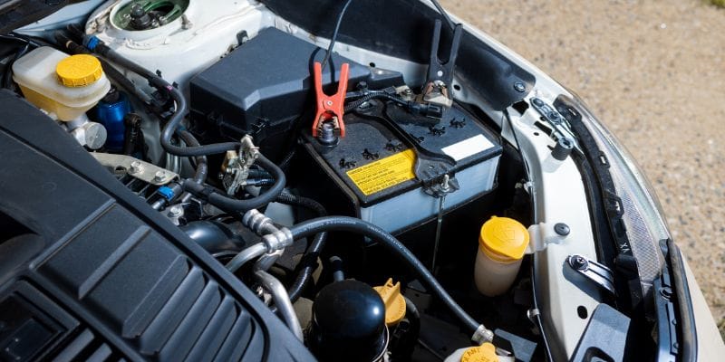 How to Connect a Wall Plug to a Car Battery