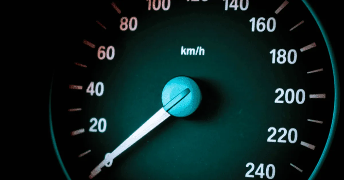 Digital car speedometer gauge display