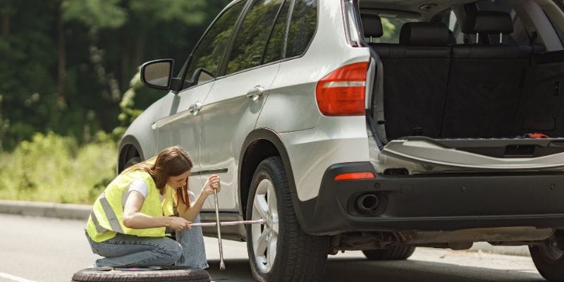 Does BMW 328I Have Spare Tire