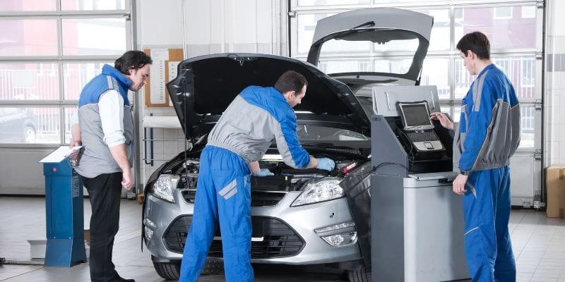 Does a BMW Have to Be Serviced by BMW