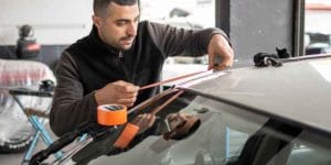 Are You Supposed to Tip Auto Glass Repair