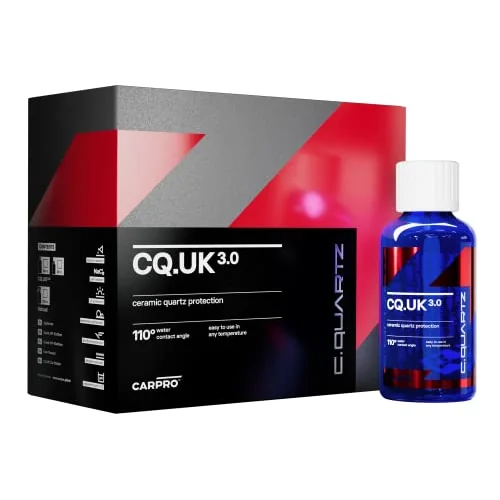 CarPro CQUARTZ UK 3.0 ceramic coating kit with applicators and leveling towel