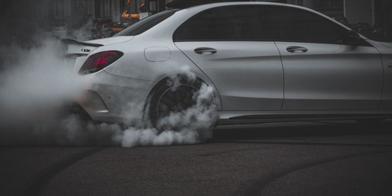 Who Sings Fast Car: Discover the Artist Behind the Hit Song