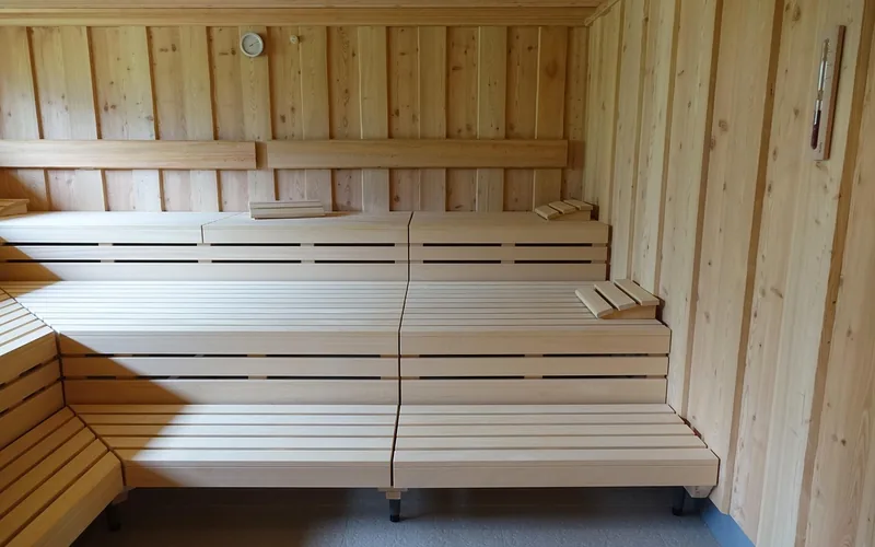 Traditional Finnish sauna with hot stones, the fastest stress-relief method in My Summer Car