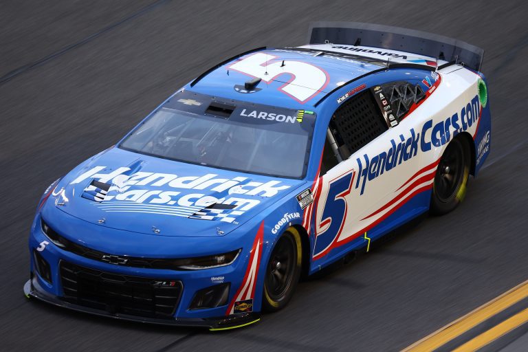 What Car Does Kyle Larson Drive