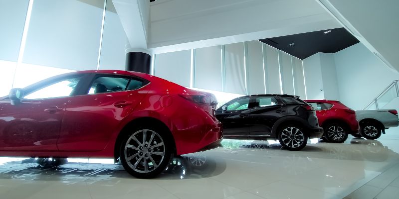 How Dealership Detailing Differs from DIY