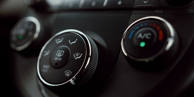 How to Use Your Car’s AC and Heat Effectively
