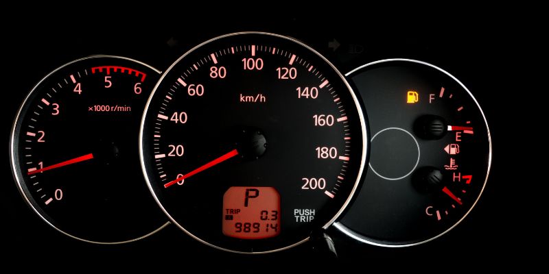 Common Myths About Wireless CarPlay and Battery Drain