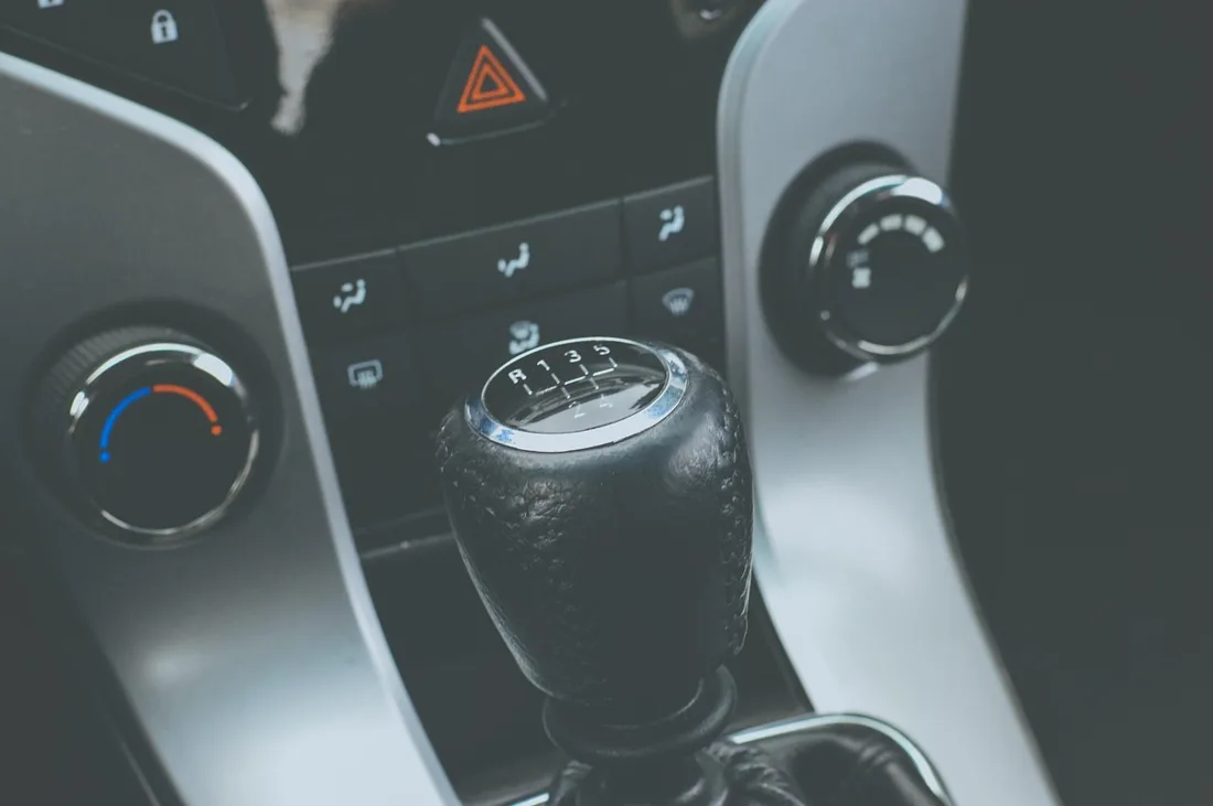 Manual transmission gear stick shift in a car