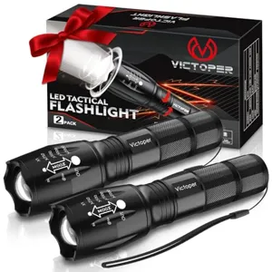 Compact bright LED flashlight