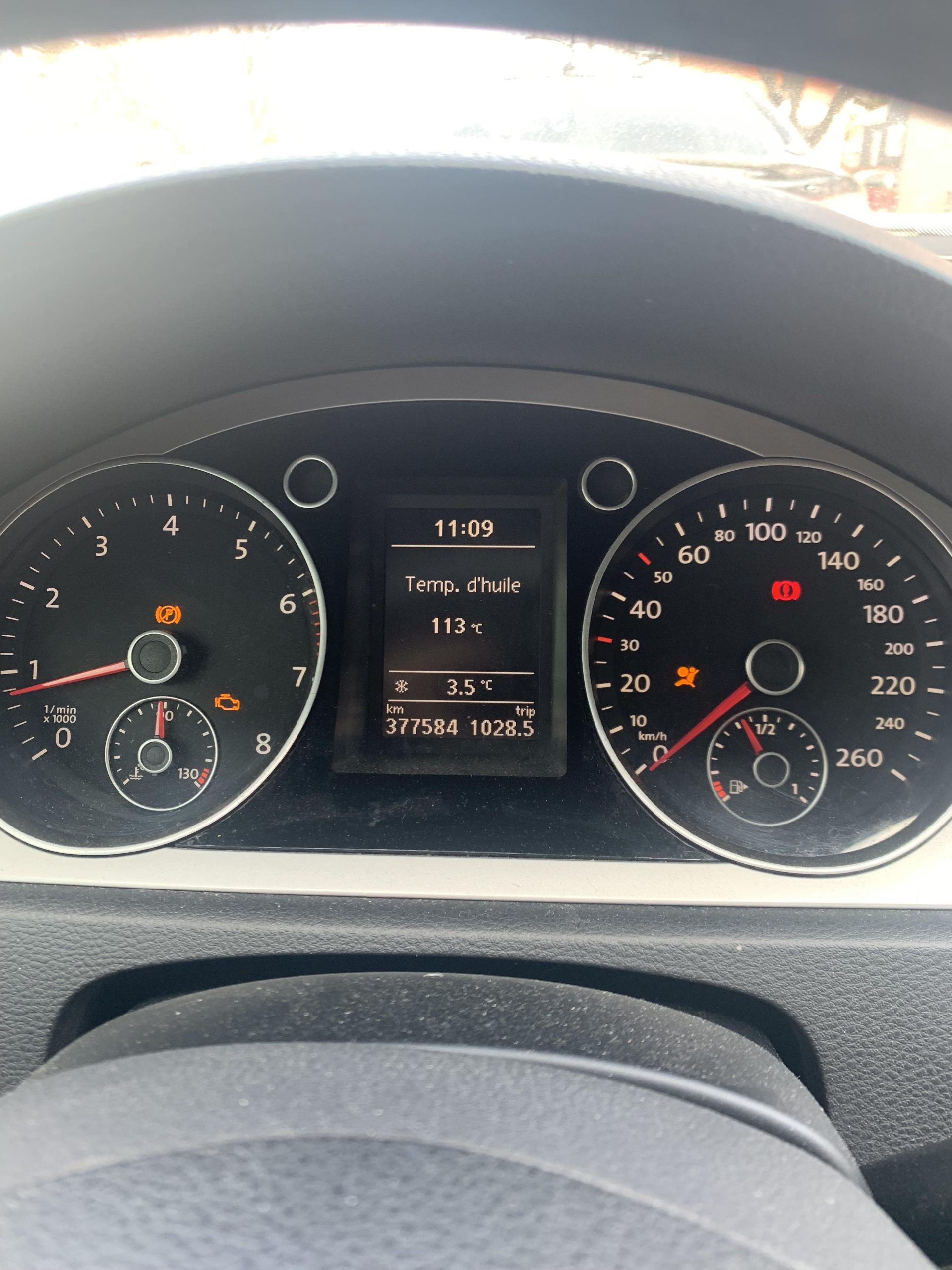 What Should Oil Temperature Be in a Car