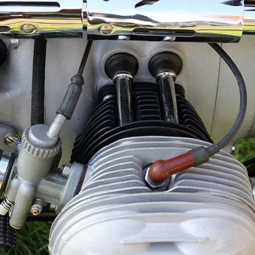 Bosch Platinum+4 Spark Plug