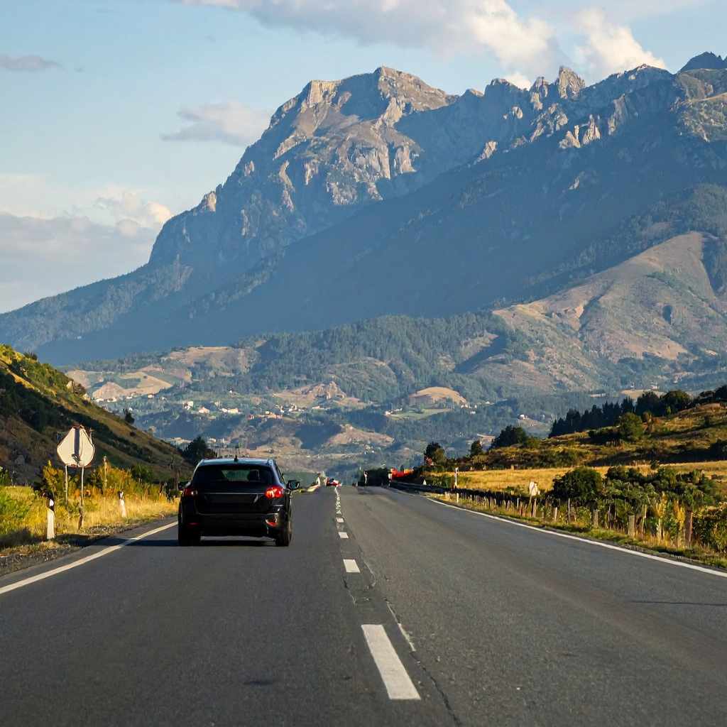 Are Hybrid Cars Good for Mountain Driving?
