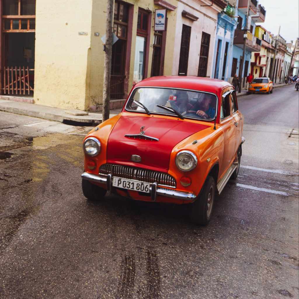 What Pilot Cars Are and What They Do