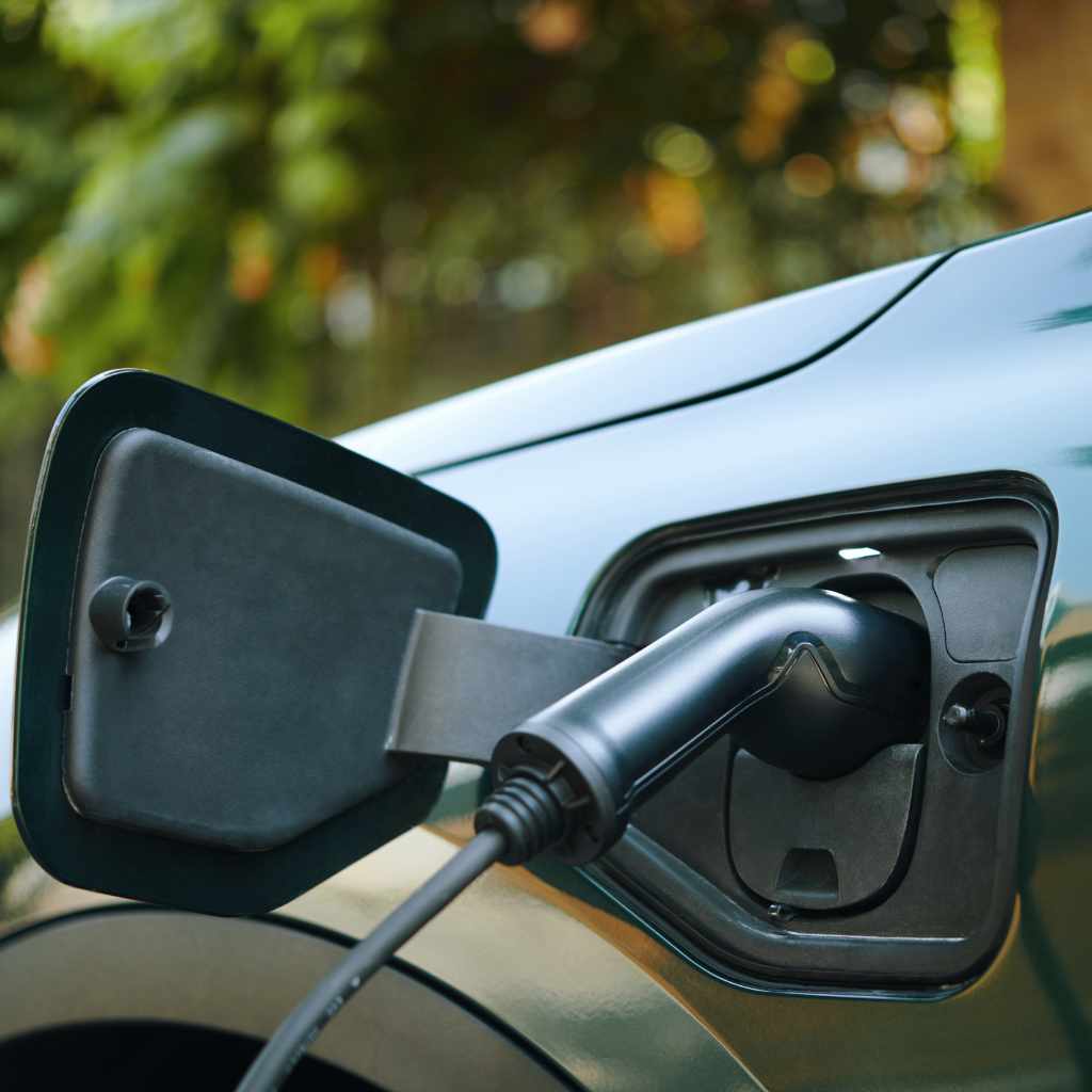 Starting An Electric Car During Charging