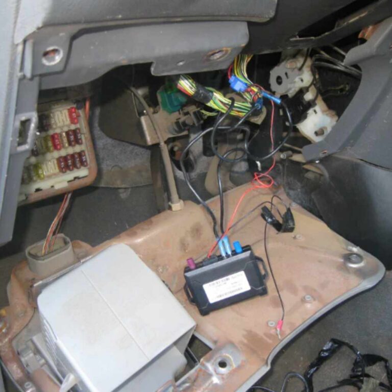 What Happens If You Remove a GPS Tracker on Your Car