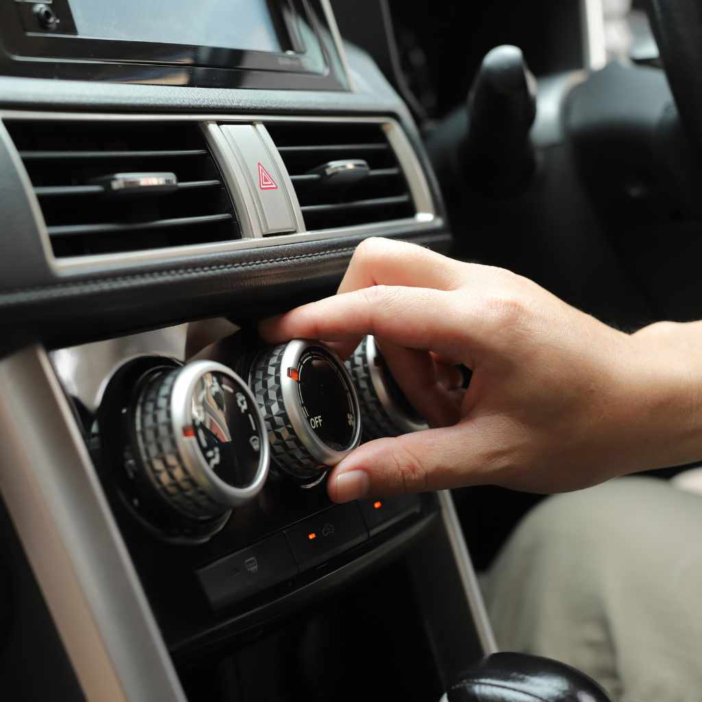 What Is Manual Air Conditioning in a Car