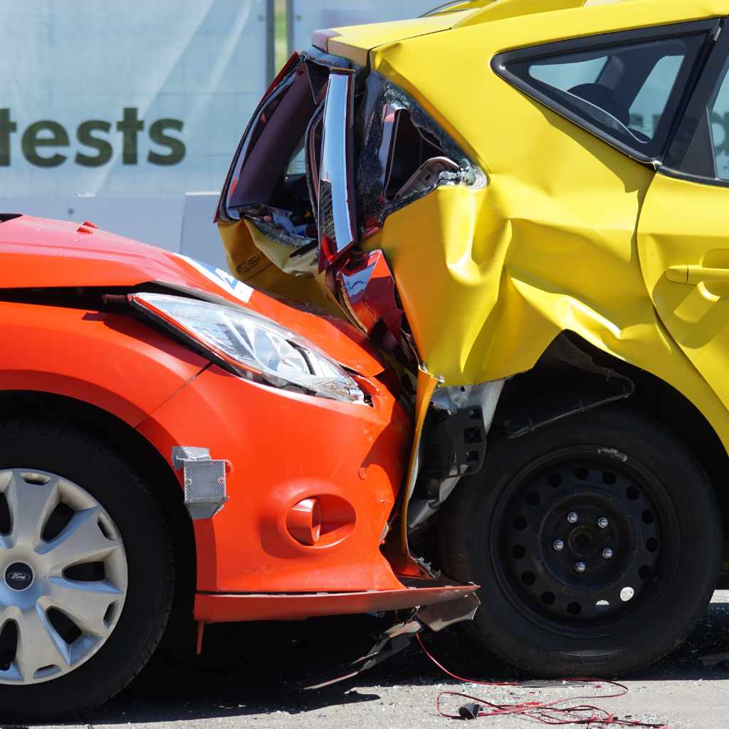 What to Do If Someone Bumps Into Your Car