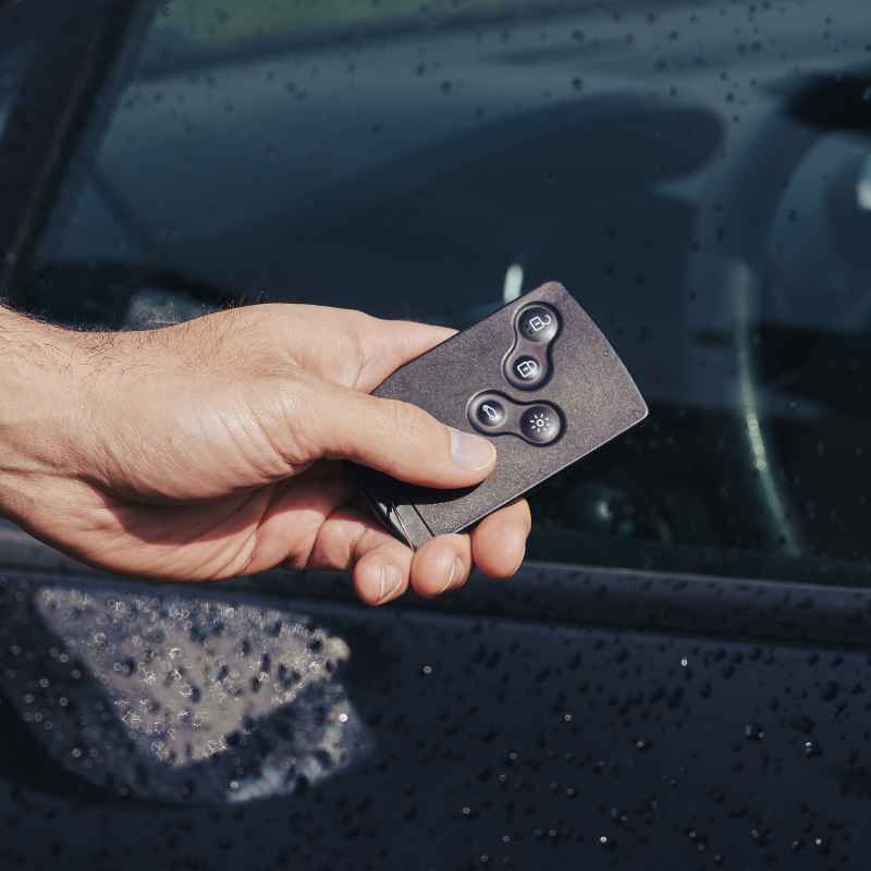 Understanding Keyless Entry and How Thieves Exploit It