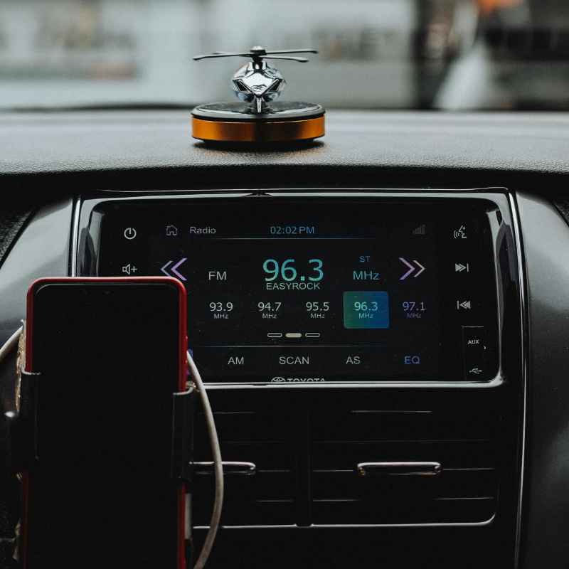 How To Hook Up Your Phone To A Car Radio