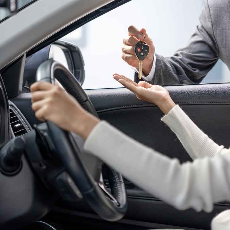 Quick Tips for Managing Credit Post-Car Loan