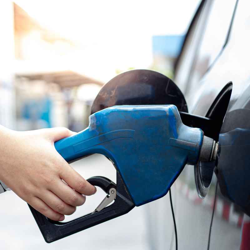Understanding the Wrong Gas Problem