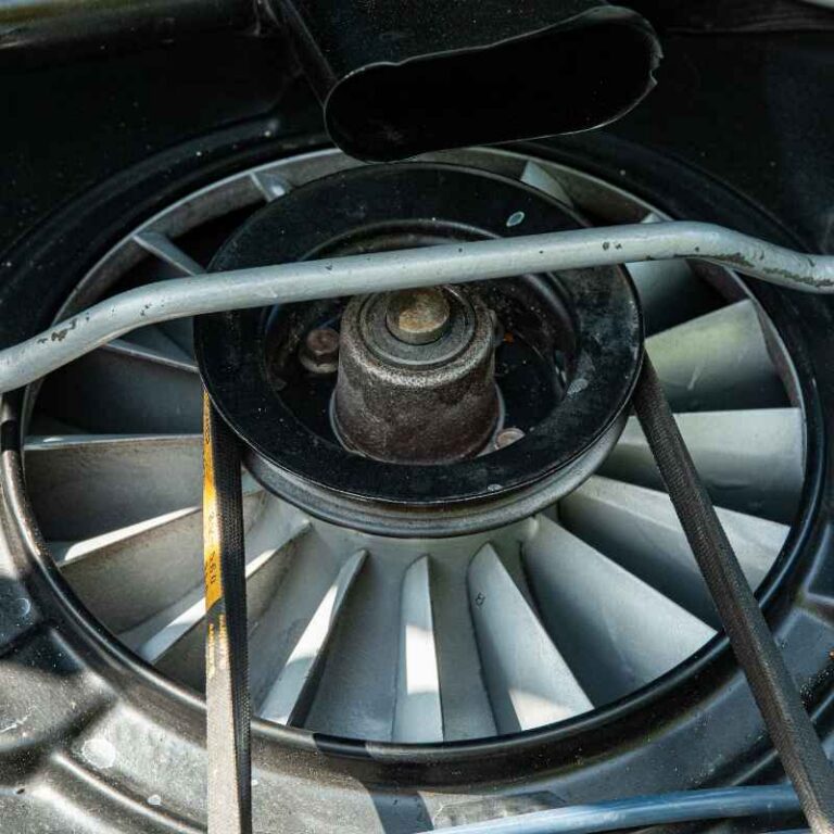 Why Does My Car Fan Keep Turning On And Off