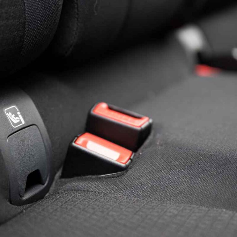 How to Lock a Seat Belt for a Car Seat the Right Way