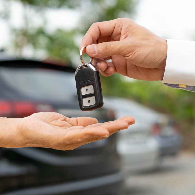 What Are the Tools Needed to Replace the RAV4 Hybrid Key Fob Battery?