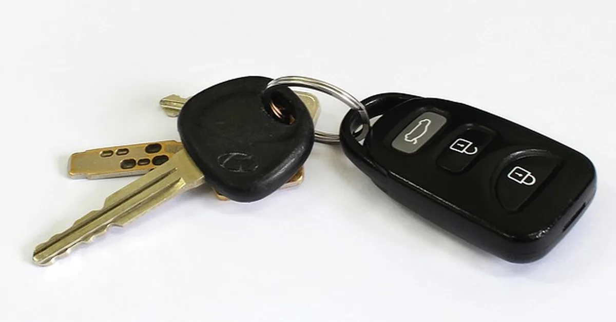 Car key fob for remote lock and unlock