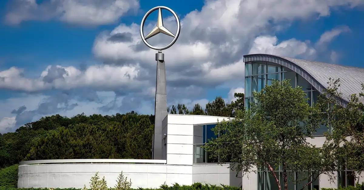 How Much Do Car Manufacturers Make Per Car? 2026 Data