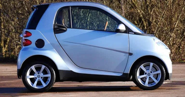Smart Fortwo parked outdoors showing its compact, lightweight body