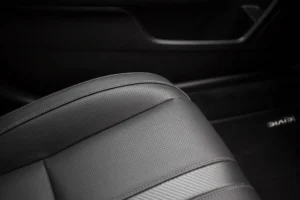 Best Leather Cleaner Wipes for Quick Touch-Ups for Cars