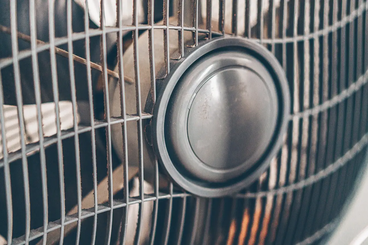 16-inch electric radiator fan: best for larger radiators