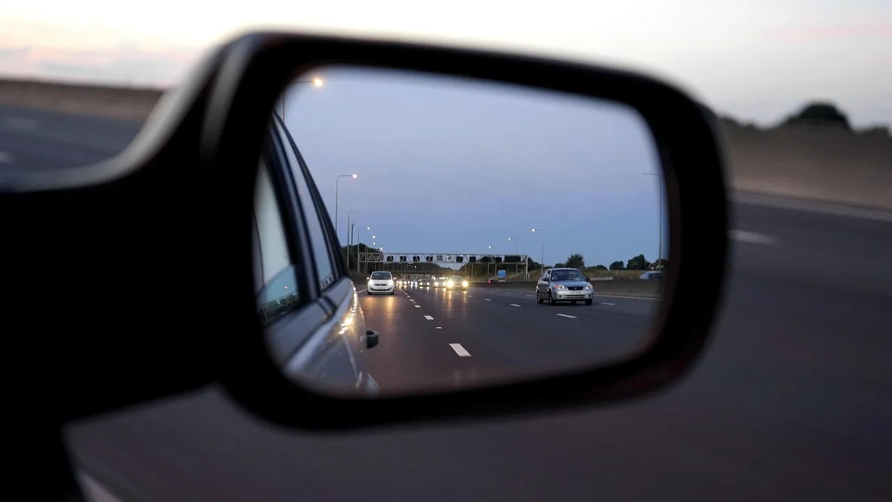 What is the best rearview mirror with camera for a car?