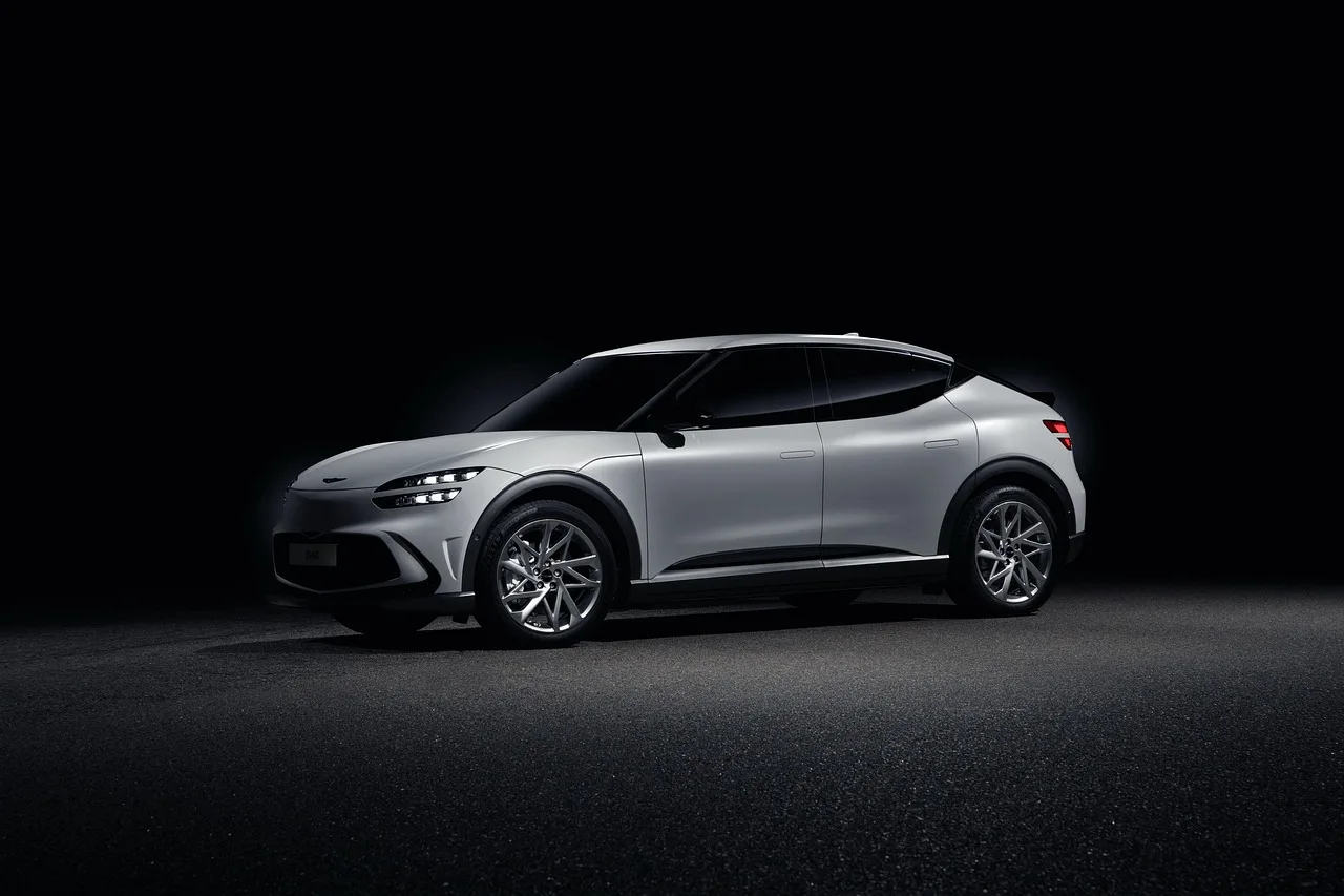 What does a new Hyundai Tucson give you that a used Edge may not?