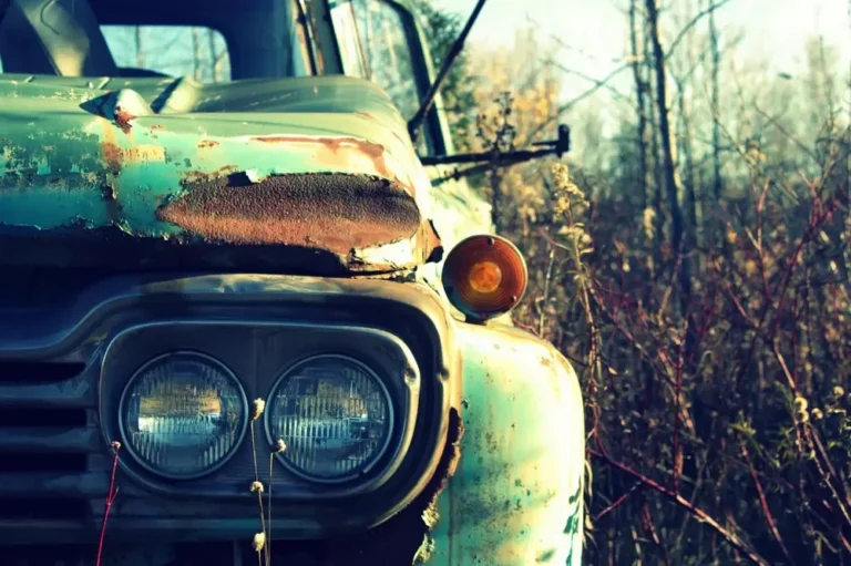 Who Will Finance a Rebuilt Title Car? Banks, Credit Unions & Requirements