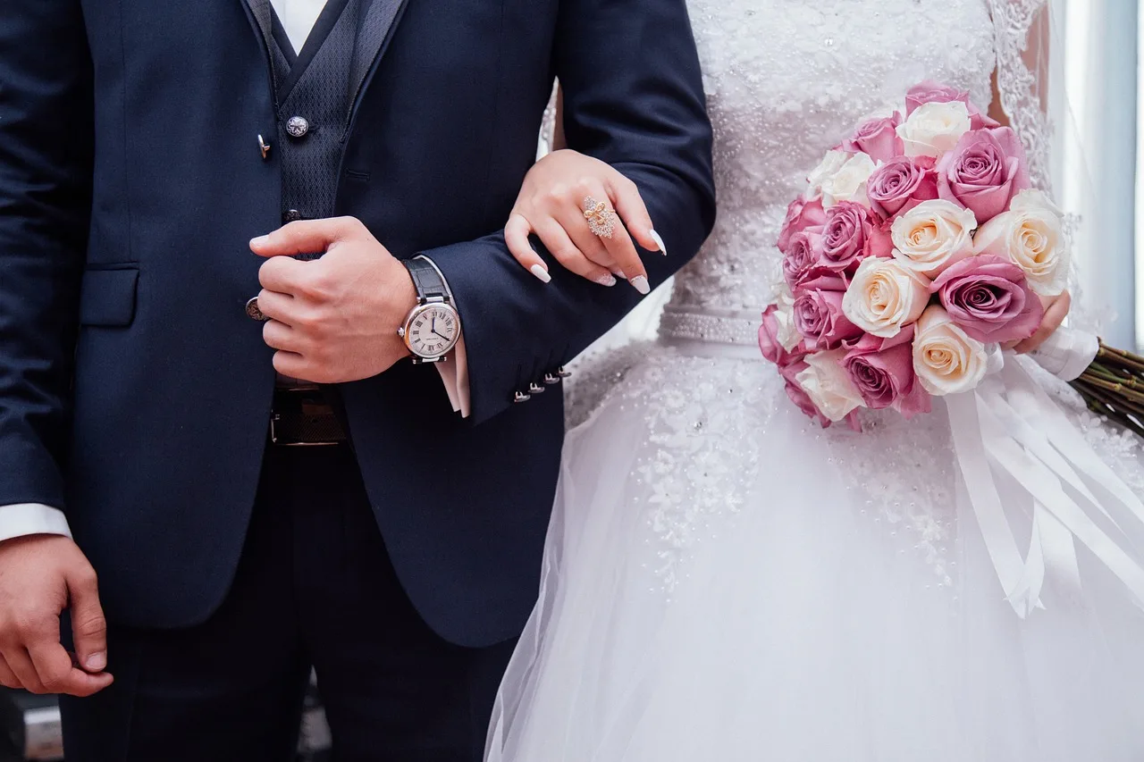 Joint refinance may be the simplest path for spouses